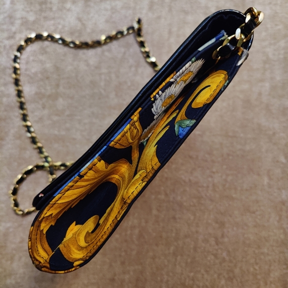 Stuart Weitzman Baroque Print Bag / clutch with braided Metal Chain Strap - Picture 4 of 12